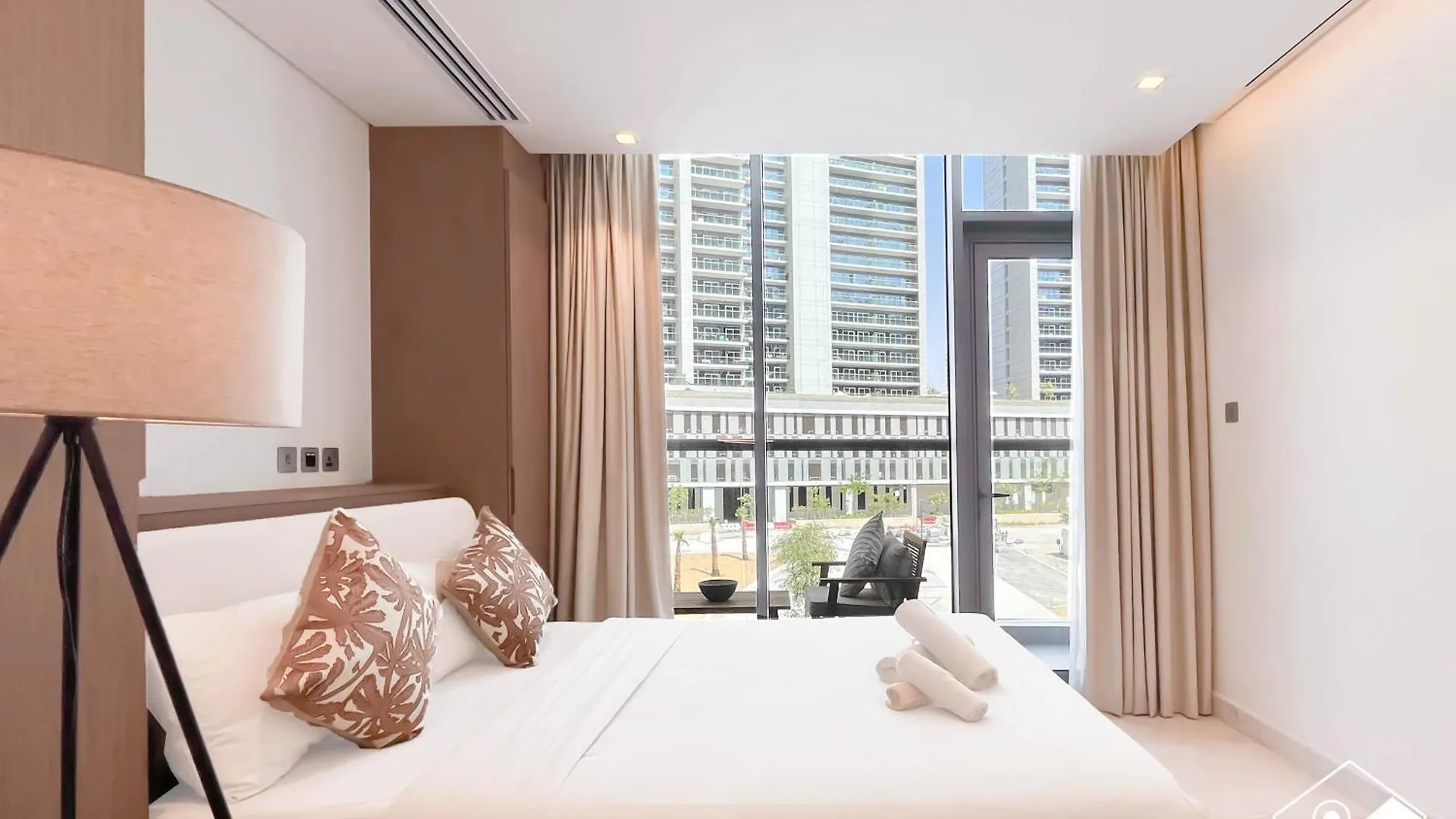 דובאי Luxury At Sterling East Studio With Park Views 0*,